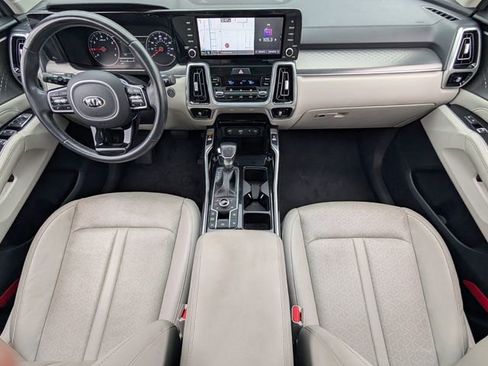Used 2021 Kia Sorento SX image 10