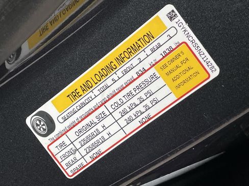 Used 2022 Cadillac XT5 Premium Luxury w/ LPO, Floor Liner Package image 34