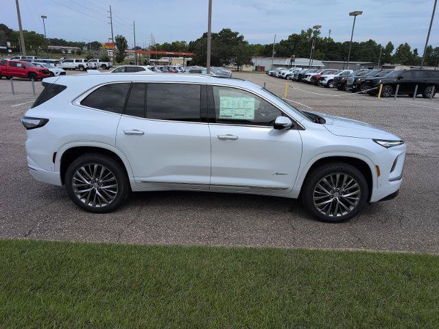 New 2026 Buick Enclave Avenir w/ Super Cruise Package FWD image 8