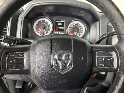Used 2016 RAM 2500 Tradesman w/ Chrome Appearance Group AWD/4WD image 12