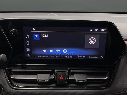 Used 2024 Chevrolet TrailBlazer RS w/ Convenience Package image 18