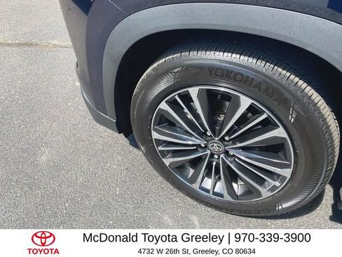 Used 2025 Toyota Grand Highlander AWD Hybrid image 10