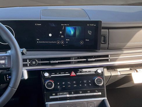 New 2024 Hyundai Santa Fe Limited image 6