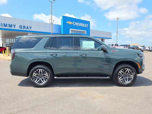 New 2026 Chevrolet Tahoe Z71 w/ Comfort Package AWD/4WD image 6