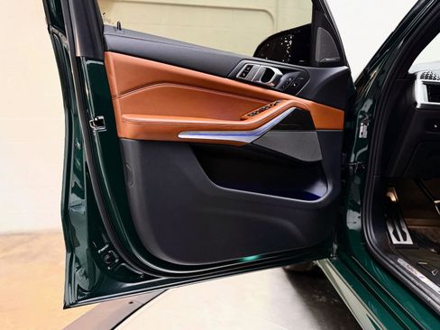 Used 2024 BMW X5 M60i image 12