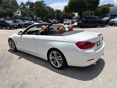 Used 2018 BMW 440i Convertible RWD image 3