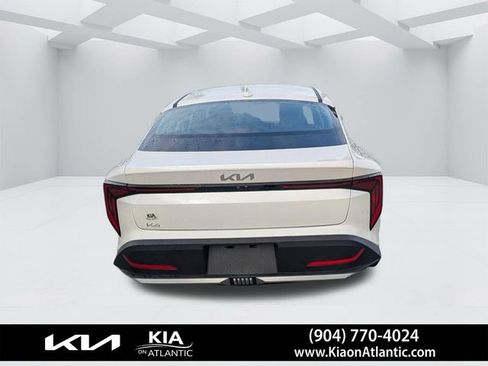 Used 2025 Kia K4 LXS image 4