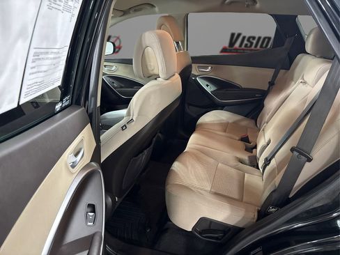 Used 2017 Hyundai Santa Fe Sport image 10