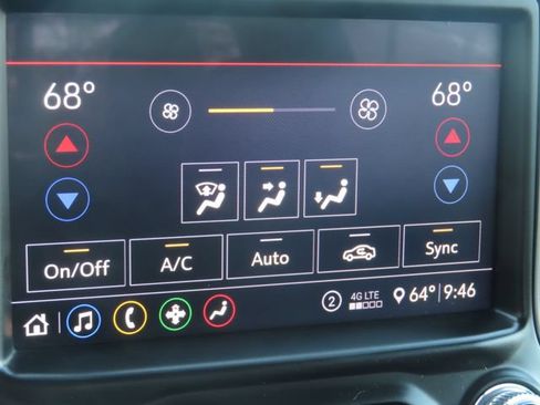 Used 2020 GMC Sierra 1500 SLT w/ SLT Premium Package AWD/4WD image 33