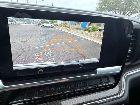 Used 2024 GMC Sierra 1500 Elevation image 29