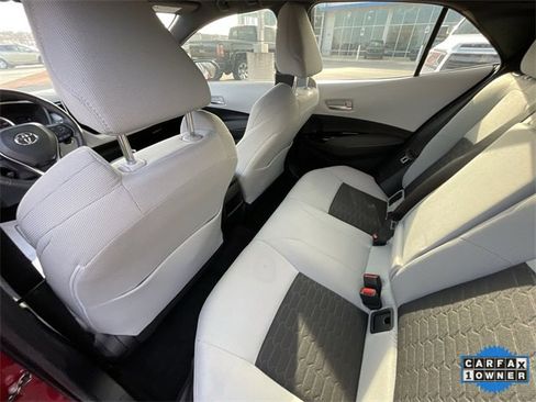 Used 2022 Toyota Corolla SE image 16