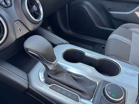 Used 2025 Chevrolet Blazer LT image 43