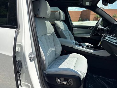 New 2026 BMW X5 xDrive40i w/ M Sport Package AWD/4WD image 26