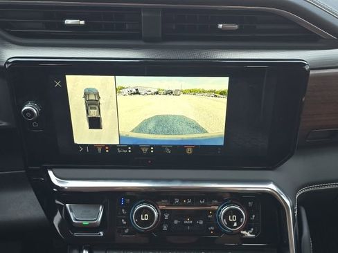 Used 2025 GMC Sierra 1500 Denali Ultimate image 38