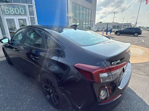 Used 2025 Honda Civic Sport image 7
