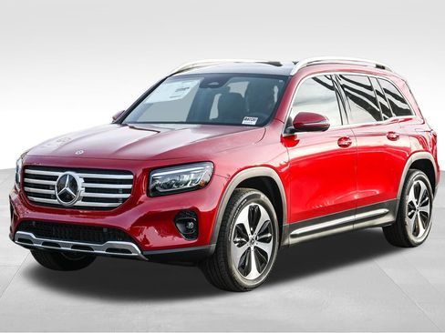 New 2026 Mercedes-Benz GLB 250 image 3