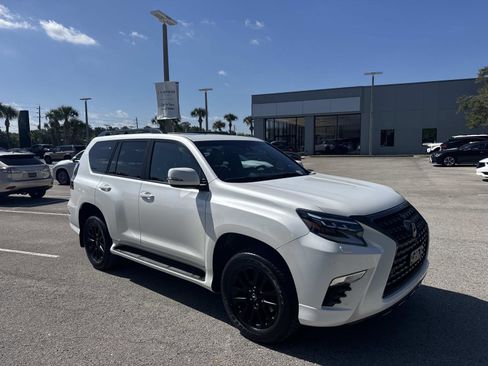 Certified 2023 Lexus GX 460 w/ Black Line Special Edition AWD/4WD image 3