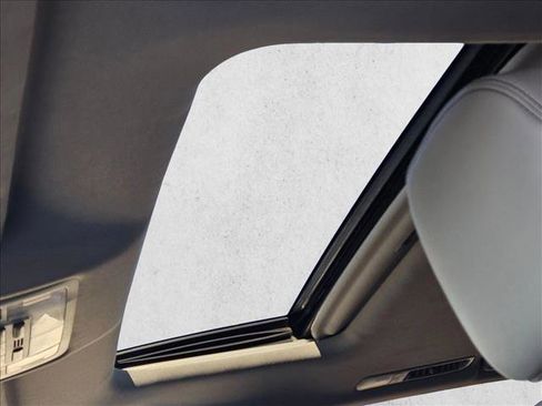 Used 2017 Toyota Highlander XLE image 15