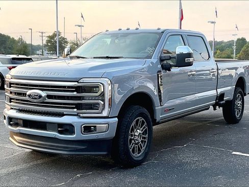 New 2025 Ford F350 Platinum w/ Platinum Plus Package image 2