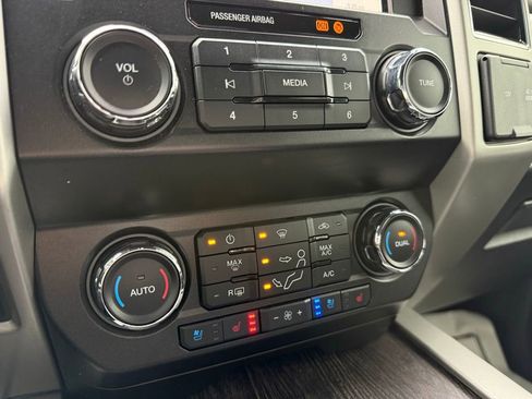 Used 2021 Ford F250 Lariat w/ Lariat Ultimate Package image 27