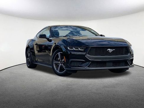 Used 2024 Ford Mustang Coupe image 2