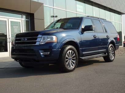 Used 2017 Ford Expedition XLT w/ Equipment Group 202A