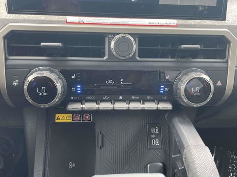 New 2026 Toyota Tacoma 4x4 Double Cab Hybrid image 39