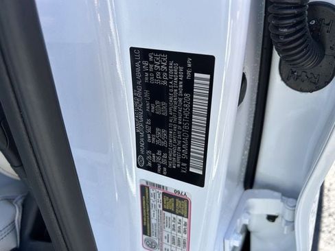 New 2026 Genesis GV70 2.5T image 36