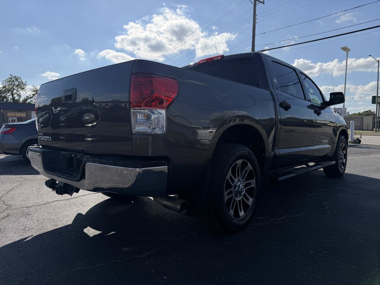 Used 2013 Toyota Tundra 2WD CrewMax w/ Tow Pkg image 5