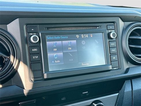 Used 2016 Toyota Tacoma SR image 14