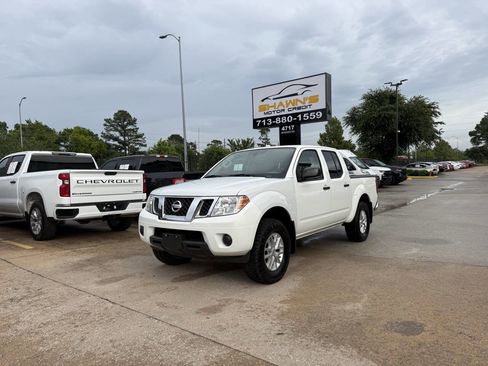 Used 2017 Nissan Frontier SV RWD image 37