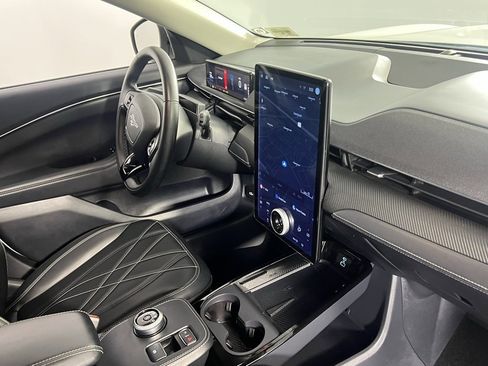 Used 2024 Ford Mustang Mach-E Select image 30