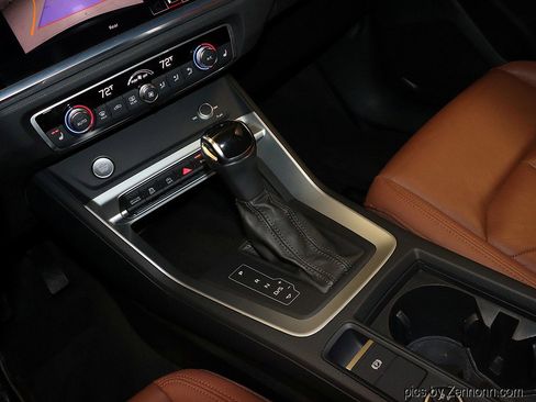 Used 2020 Audi Q3 2.0T Premium w/ Convenience Package image 22