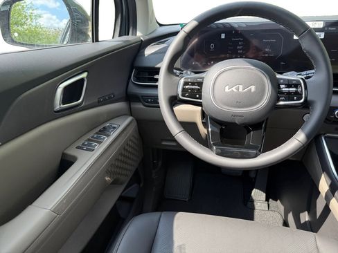 New 2026 Kia Carnival SX FWD image 21