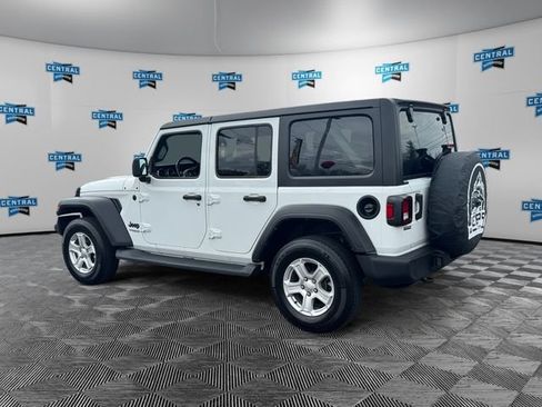 Used 2022 Jeep Wrangler Unlimited Sport AWD/4WD image 4