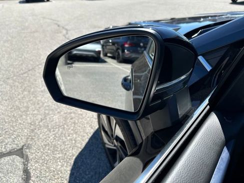 Certified 2024 Volkswagen Taos SE image 15