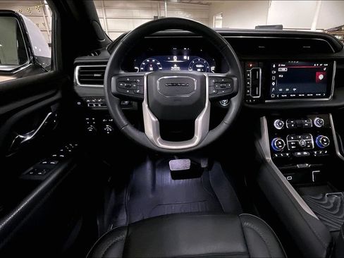 Used 2023 GMC Yukon Denali w/ LPO, Floor Liner Package AWD/4WD image 5