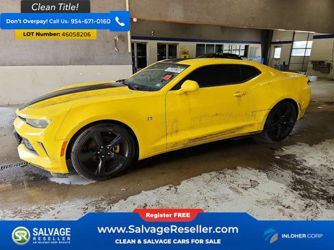Used 2016 Chevrolet Camaro LT RWD image 1
