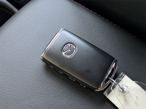 New 2025 MAZDA CX-5 Carbon Edition image 30