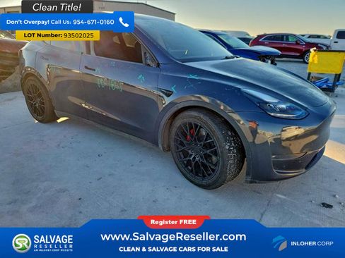 Used 2022 Tesla Model Y Performance image 5