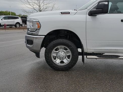 Used 2023 RAM 3500 Tradesman w/ Chrome Appearance Group AWD/4WD image 11