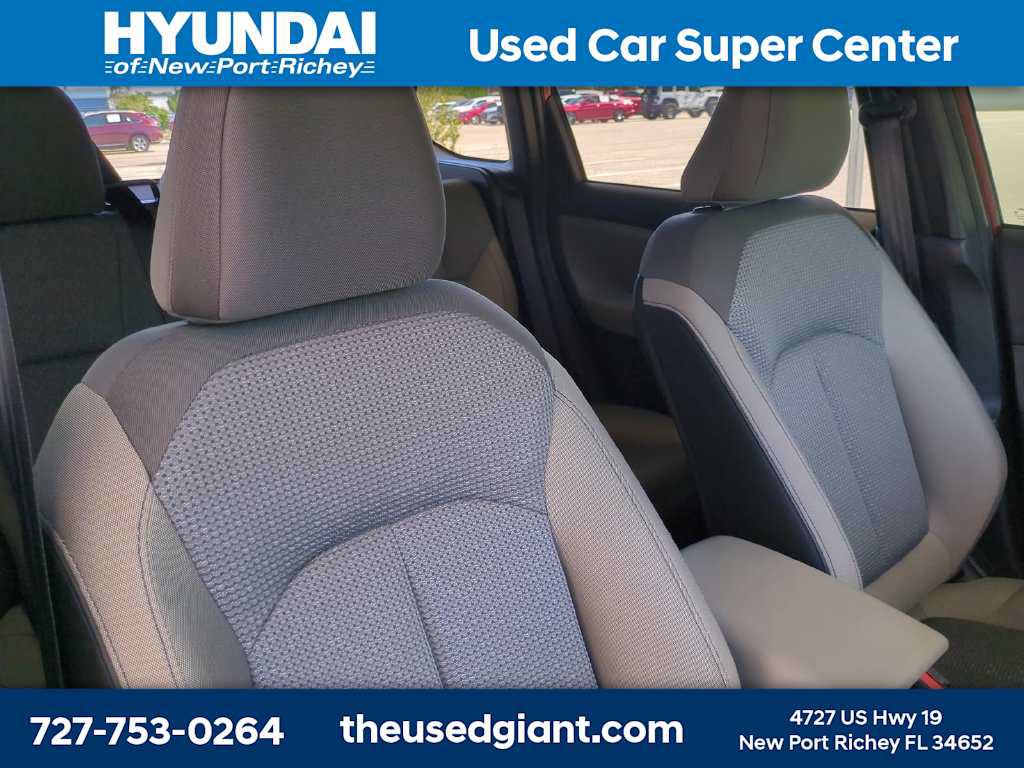 Used 2025 Subaru Forester Premium AWD/4WD image 6