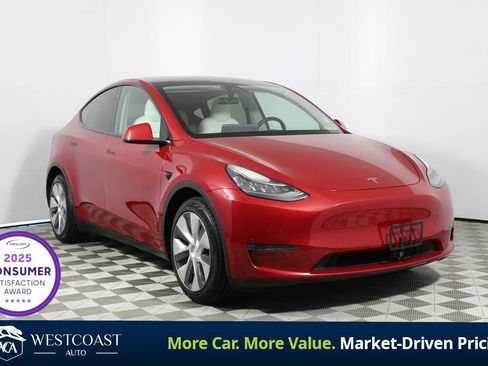 Used 2021 Tesla Model Y Long Range image 1