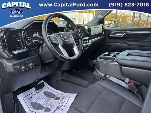 Used 2024 GMC Sierra 1500 Elevation w/ LPO, Elevation Black Package image 18