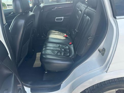 Used 2014 Chevrolet Captiva Sport LTZ FWD image 15