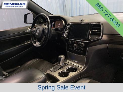 Certified 2021 Jeep Grand Cherokee Laredo X AWD/4WD image 44