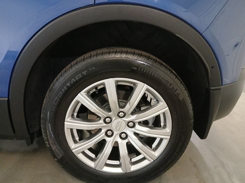 Certified 2023 Cadillac XT4 Premium Luxury w/ Enhanced Visibility Package AWD/4WD image 18