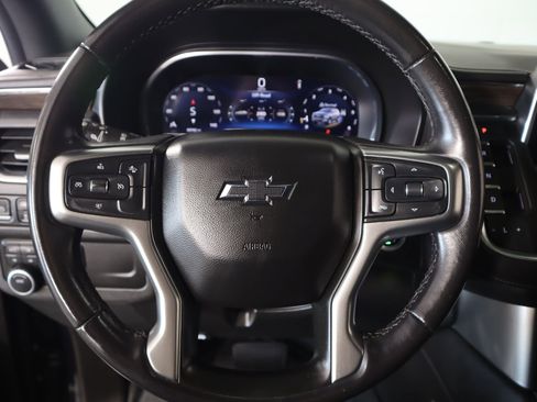 Used 2022 Chevrolet Tahoe Z71 AWD/4WD image 3