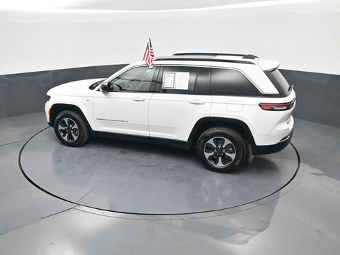 Used 2024 Jeep Grand Cherokee Limited 4xe AWD/4WD image 14