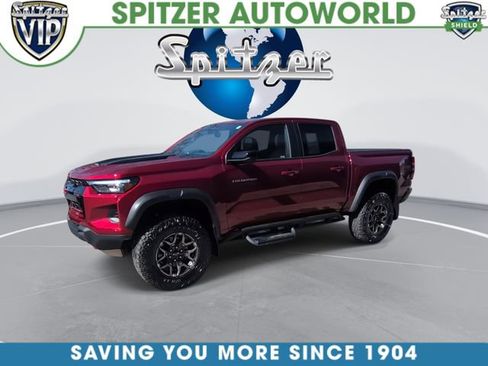 Used 2025 Chevrolet Colorado ZR2 w/ Technology Package image 4